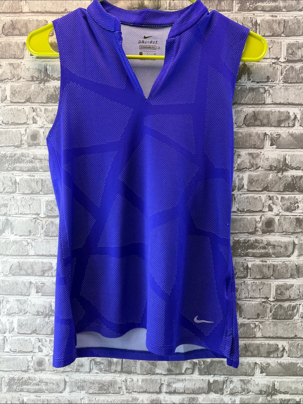 Nike‎ Purple Sleeveless Dri-FIT V-Notch Athletic Tank